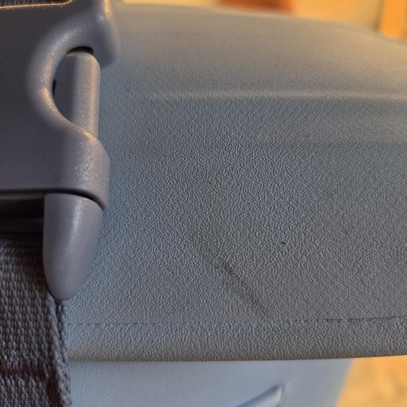 YETI Hopper M12 Backpack Cooler In Light Blue - Picture 5 of 13